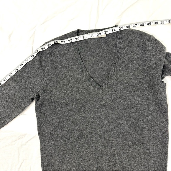 Everlane Cashmere Sweater Women’s Small - Picture 7 of 7